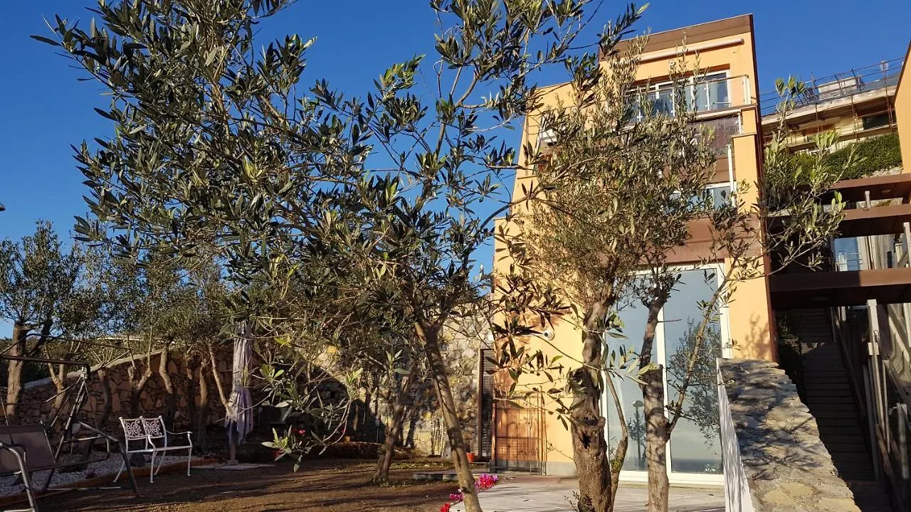 Poggio Degli Ulivi Apartment Genoa